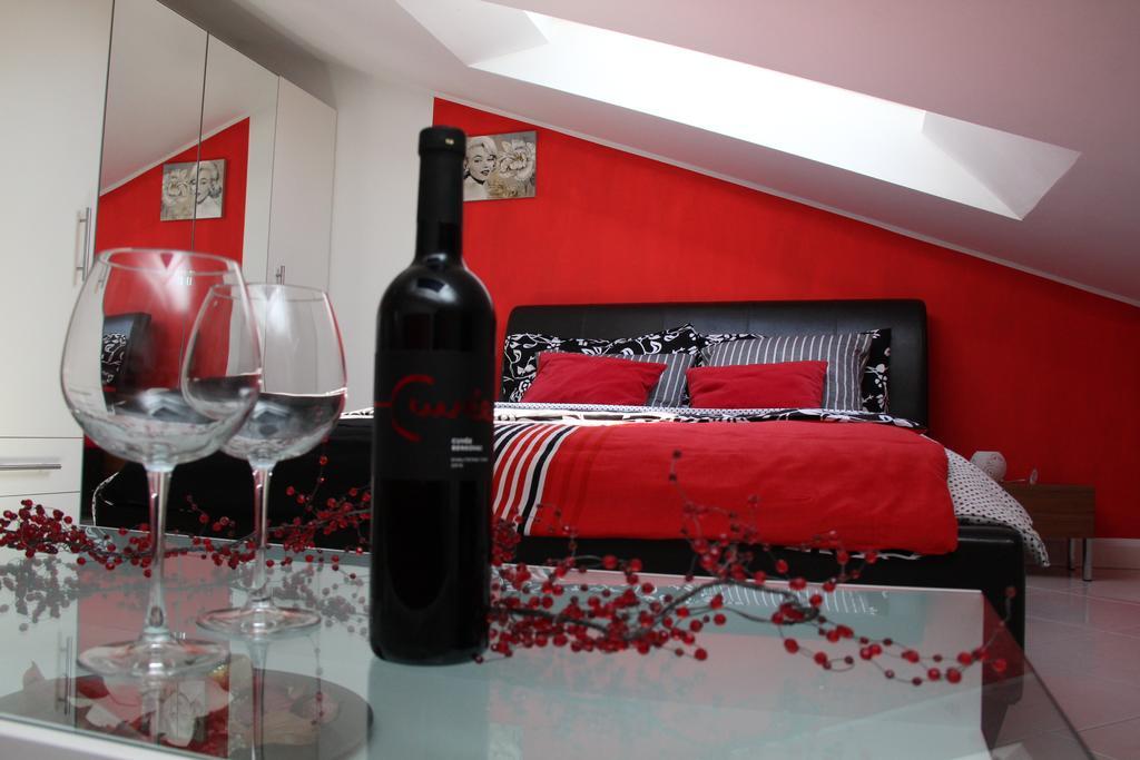אומאג Apartments Villa Lili חדר תמונה