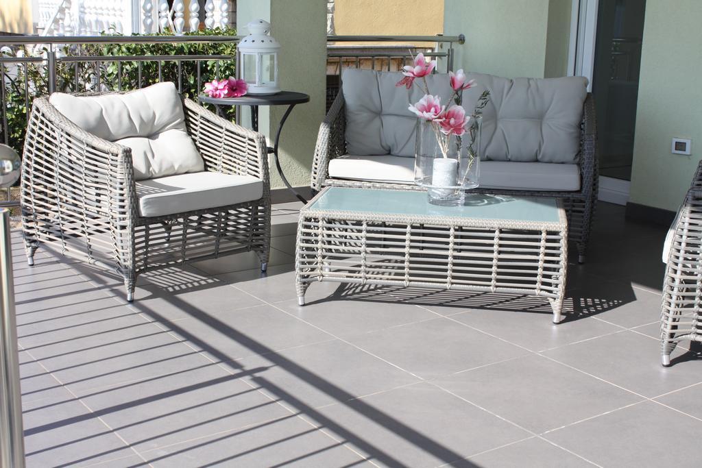 אומאג Apartments Villa Lili מראה חיצוני תמונה