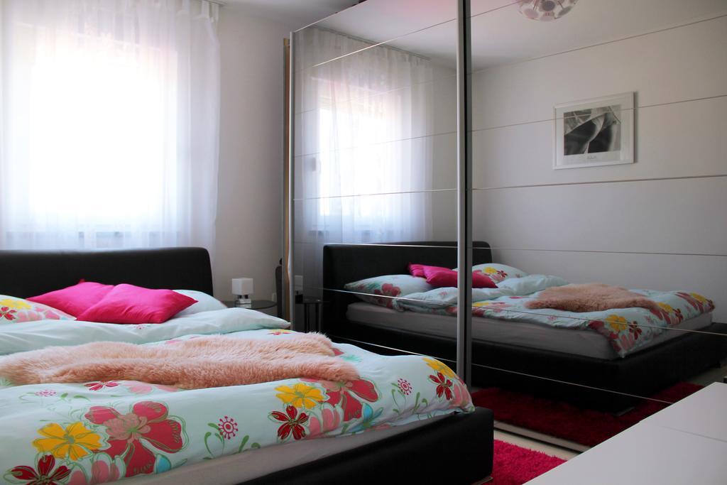 אומאג Apartments Villa Lili חדר תמונה