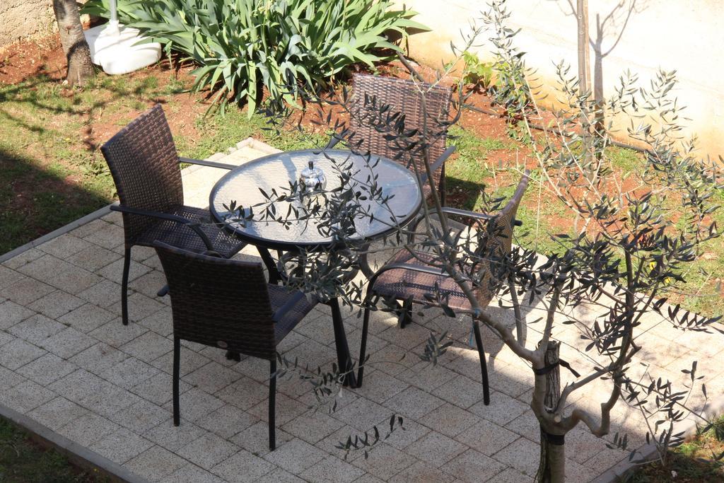 אומאג Apartments Villa Lili מראה חיצוני תמונה