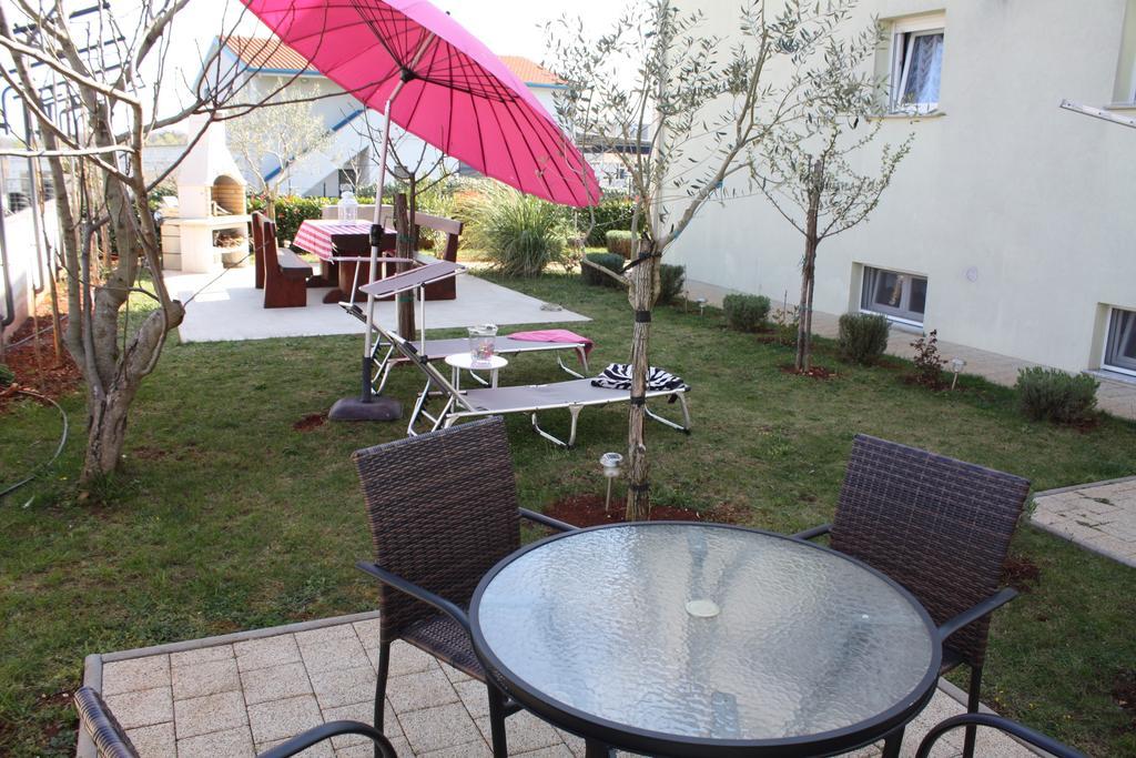 אומאג Apartments Villa Lili מראה חיצוני תמונה