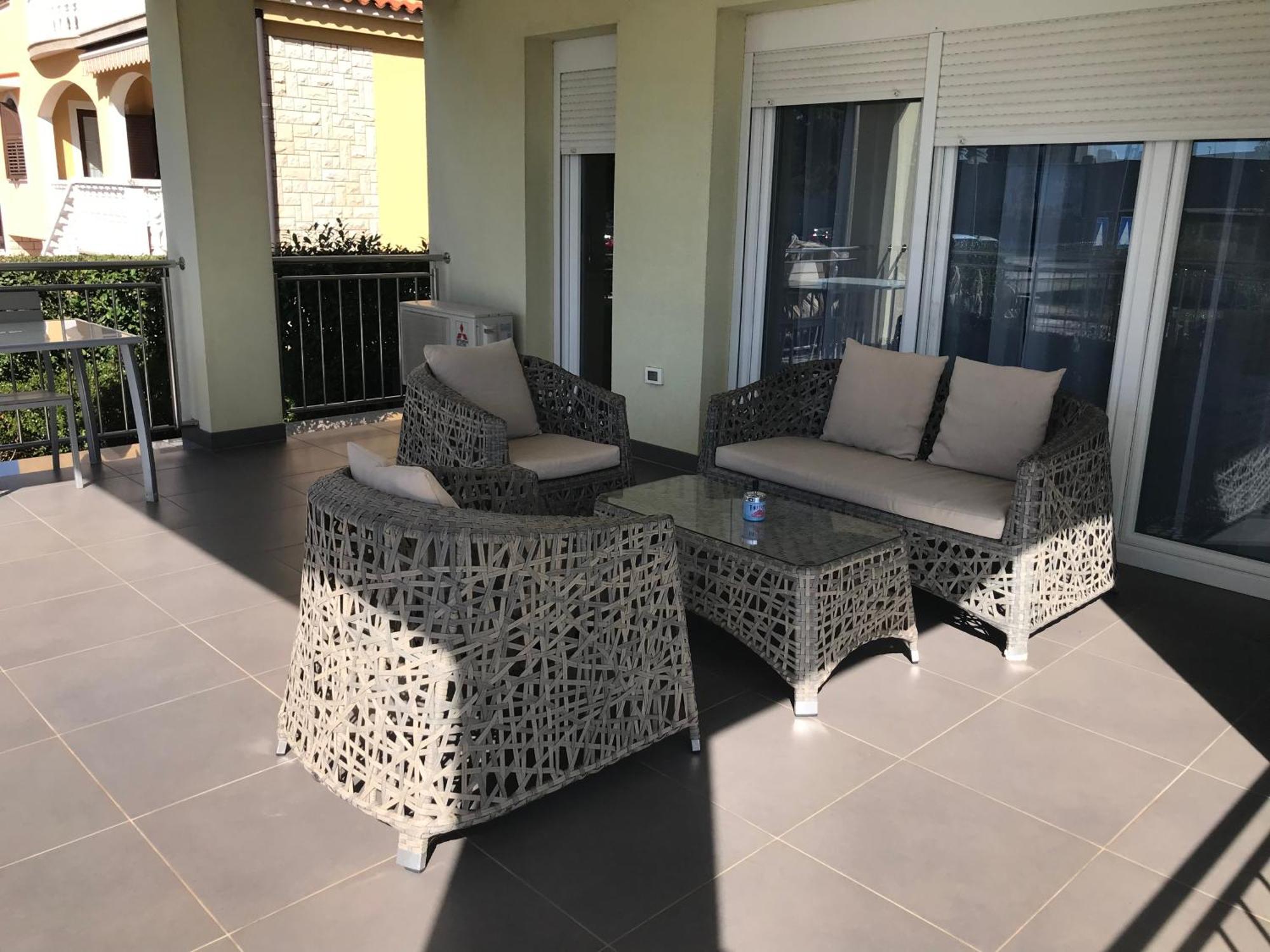 אומאג Apartments Villa Lili מראה חיצוני תמונה