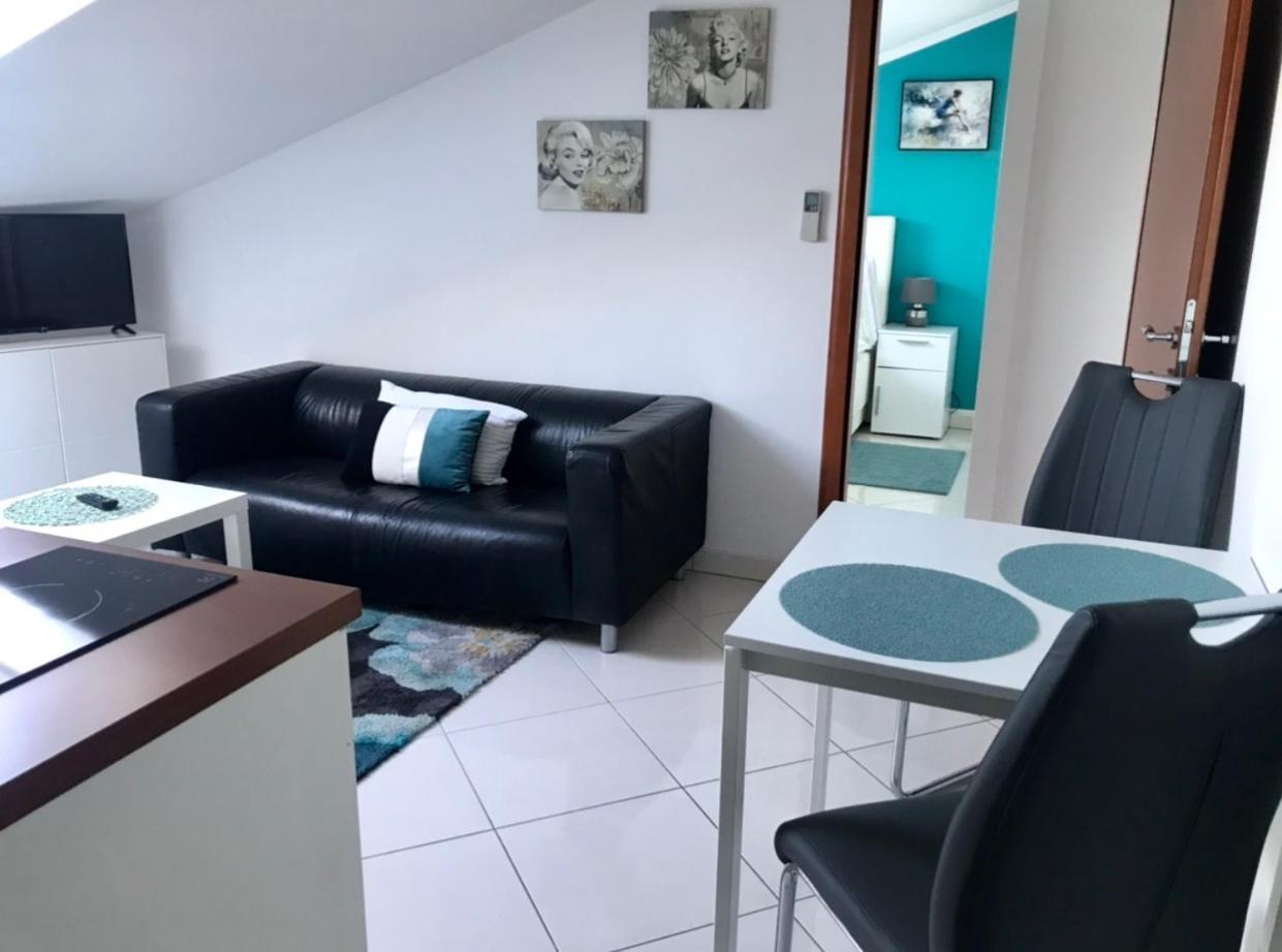 אומאג Apartments Villa Lili מראה חיצוני תמונה