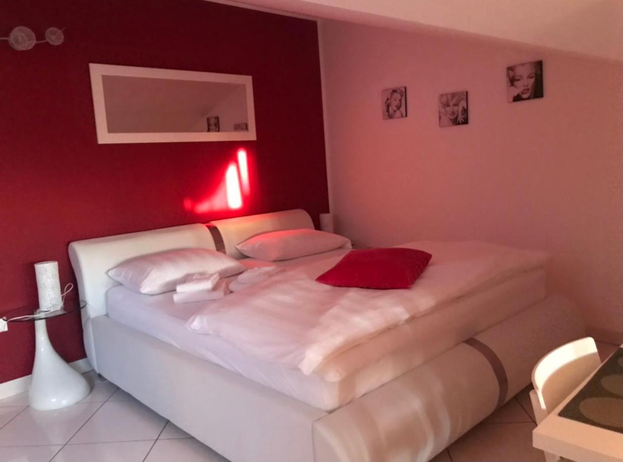 אומאג Apartments Villa Lili מראה חיצוני תמונה